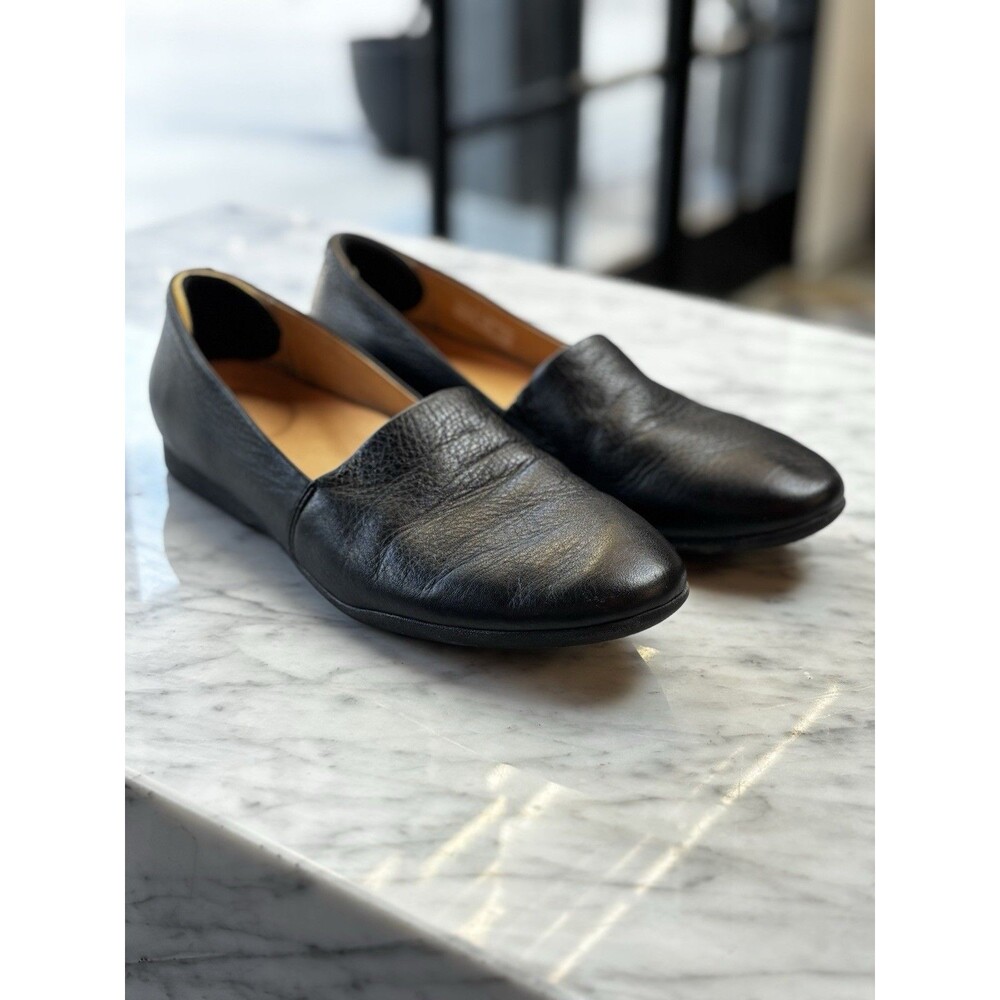 Dansko Women’s Larisa Black Loafer Size 11.5/42 Leather Comfy Slip On Academia